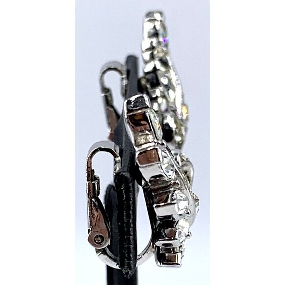 Crown Trifari Earrings Rhinestone Clear Silver Tone Clip 1 1/8" Leaf Huggie - Picture 4 of 7